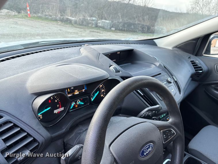 image for item FG0172 2017 Ford Escape SE SUV