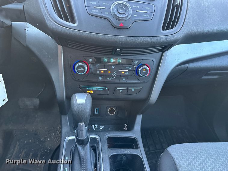 image for item FG0172 2017 Ford Escape SE SUV