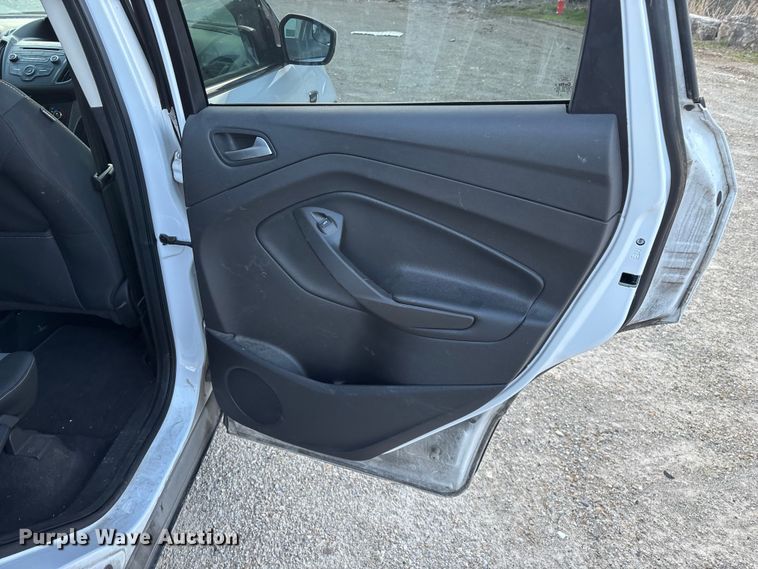 image for item FG0172 2017 Ford Escape SE SUV