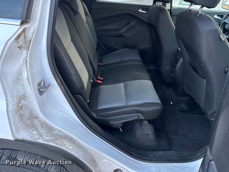 image for item FG0172 2017 Ford Escape SE SUV