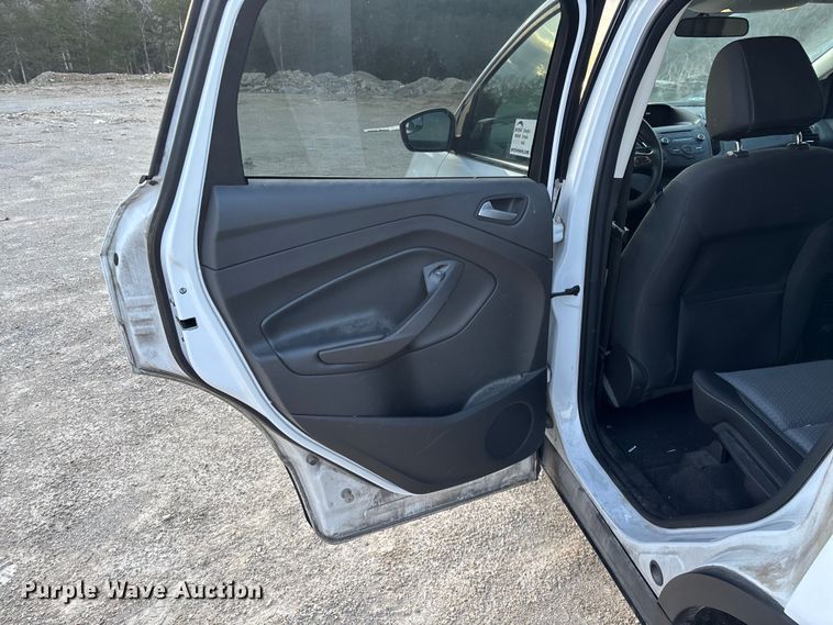 image for item FG0172 2017 Ford Escape SE SUV