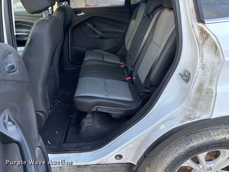 image for item FG0172 2017 Ford Escape SE SUV