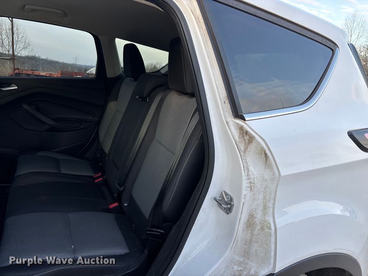 image for item FG0172 2017 Ford Escape SE SUV