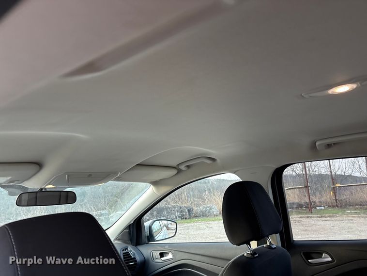 image for item FG0172 2017 Ford Escape SE SUV