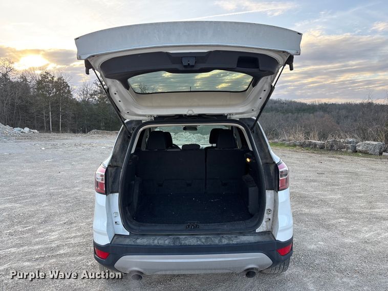 image for item FG0172 2017 Ford Escape SE SUV