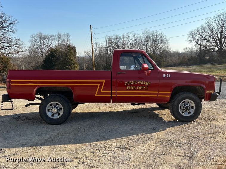 image for item FG0180 1985 Chevrolet D30 Military Postal Unit pickup truck