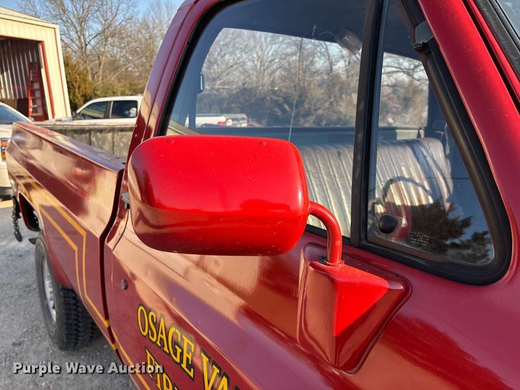image for item FG0180 1985 Chevrolet D30 Military Postal Unit pickup truck