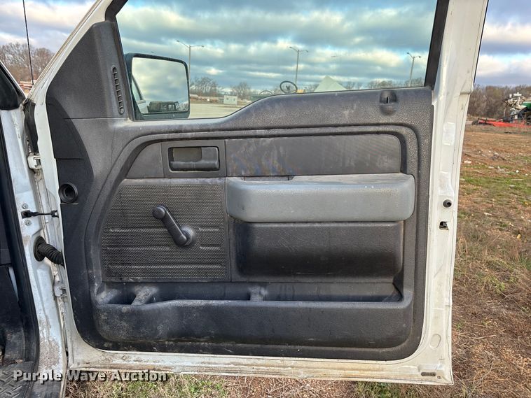 image for item FG0181 2011 Ford F150 pickup truck