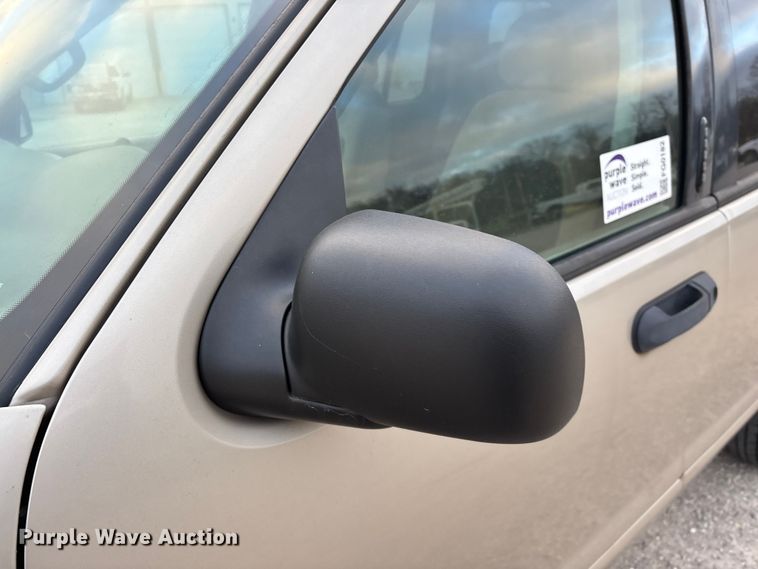 image for item FG0182 2004 Ford Explorer SUV