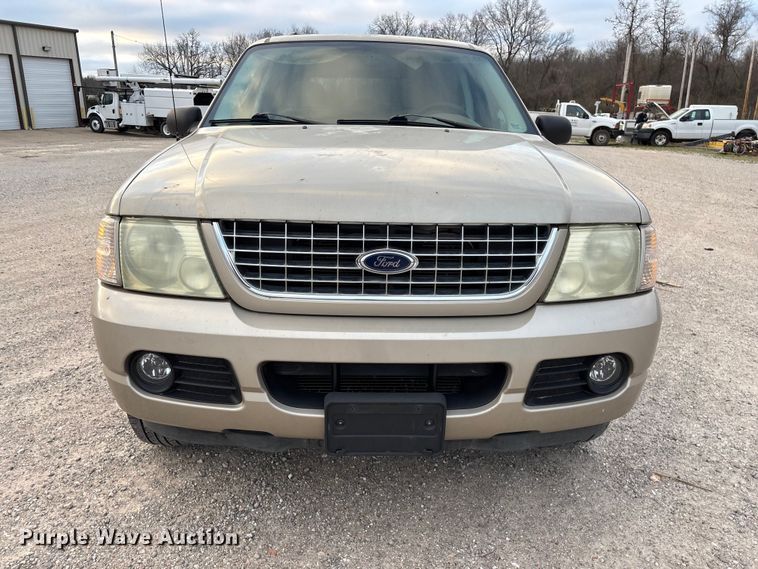 image for item FG0182 2004 Ford Explorer SUV