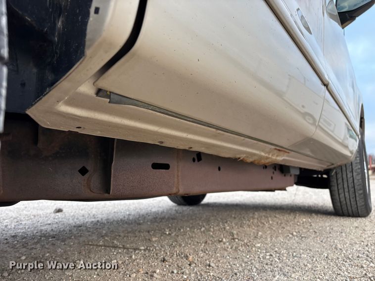 image for item FG0182 2004 Ford Explorer SUV