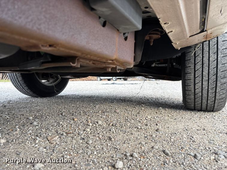 image for item FG0182 2004 Ford Explorer SUV