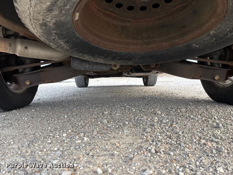 image for item FG0182 2004 Ford Explorer SUV