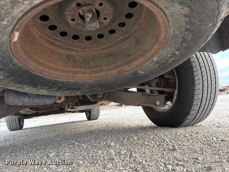 image for item FG0182 2004 Ford Explorer SUV