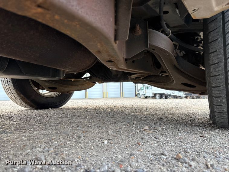 image for item FG0182 2004 Ford Explorer SUV