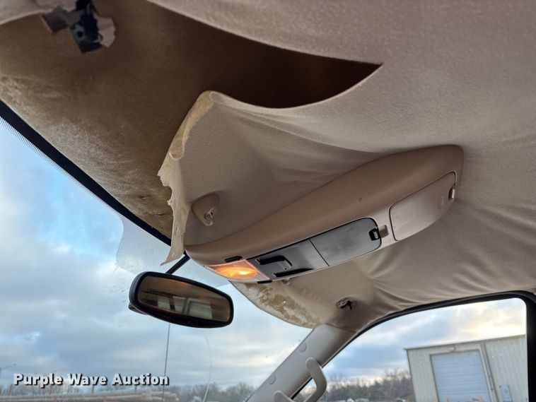 image for item FG0182 2004 Ford Explorer SUV