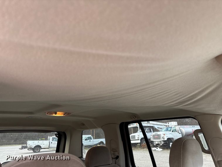 image for item FG0182 2004 Ford Explorer SUV