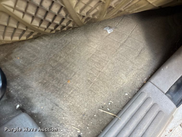 image for item FG0182 2004 Ford Explorer SUV