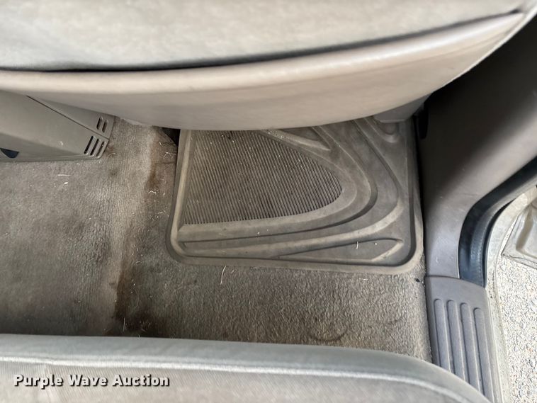 image for item FG0182 2004 Ford Explorer SUV