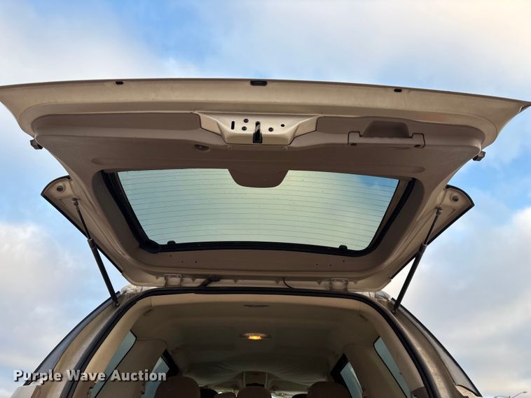 image for item FG0182 2004 Ford Explorer SUV