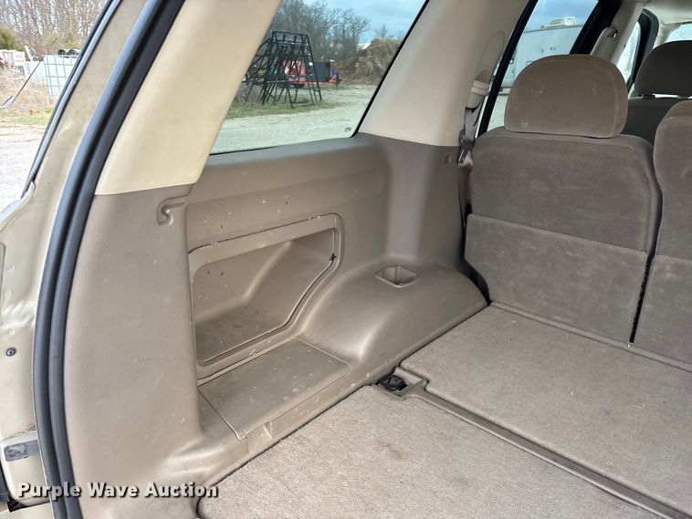 image for item FG0182 2004 Ford Explorer SUV