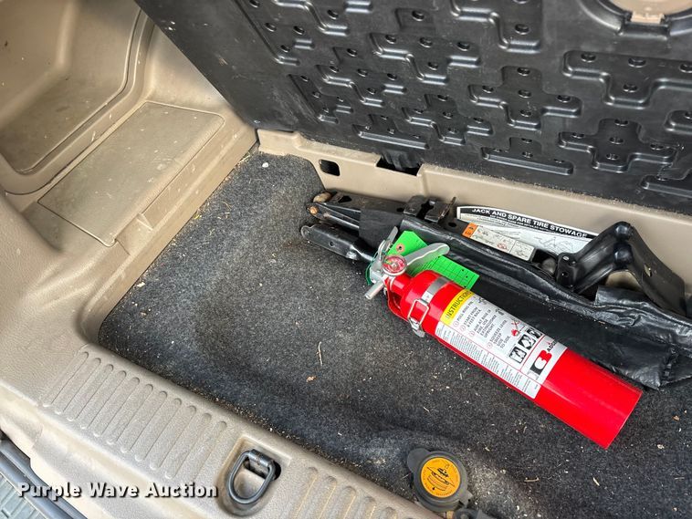 image for item FG0182 2004 Ford Explorer SUV