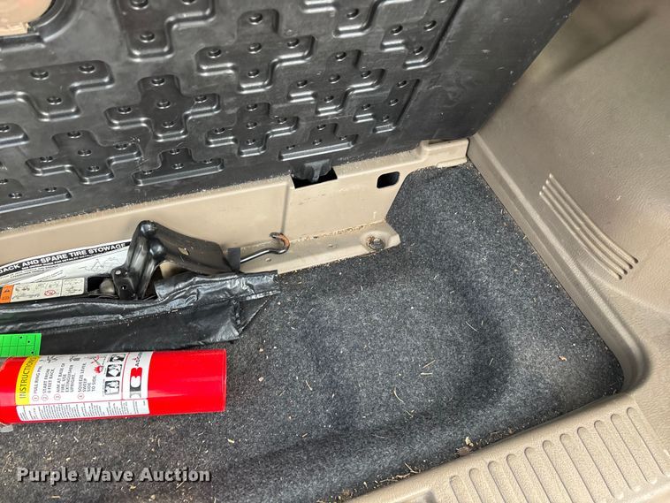 image for item FG0182 2004 Ford Explorer SUV