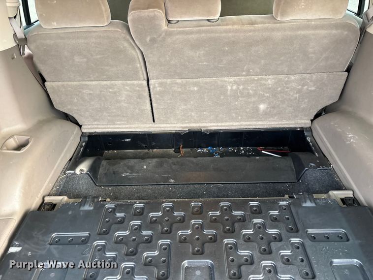 image for item FG0182 2004 Ford Explorer SUV