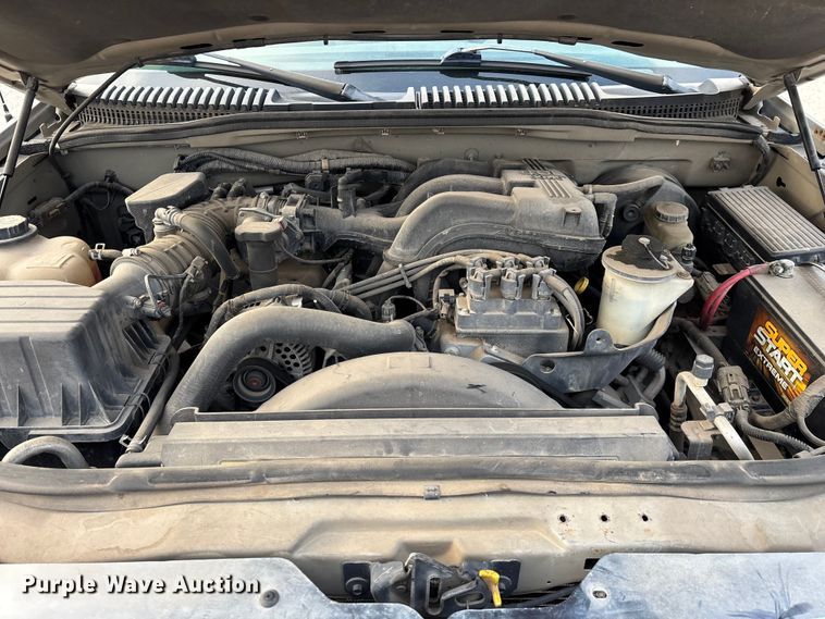 image for item FG0182 2004 Ford Explorer SUV