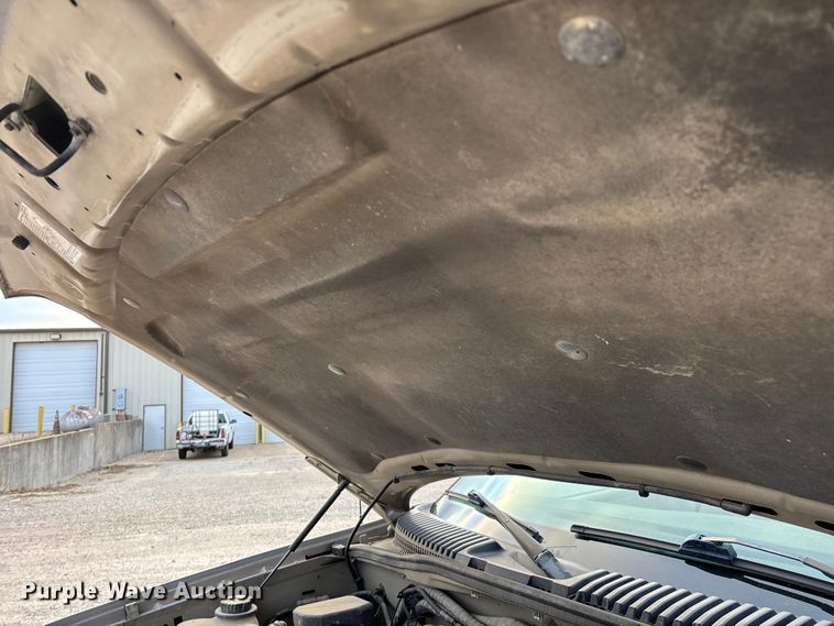 image for item FG0182 2004 Ford Explorer SUV