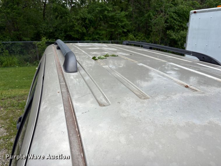 image for item FG0182 2004 Ford Explorer SUV