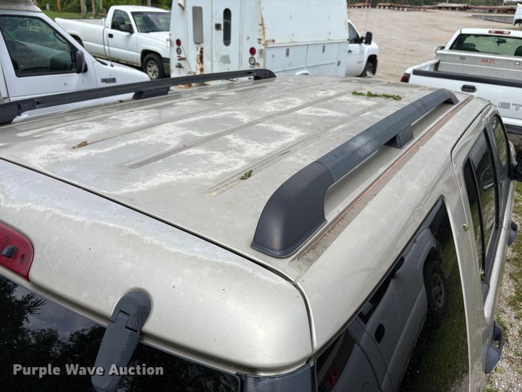image for item FG0182 2004 Ford Explorer SUV