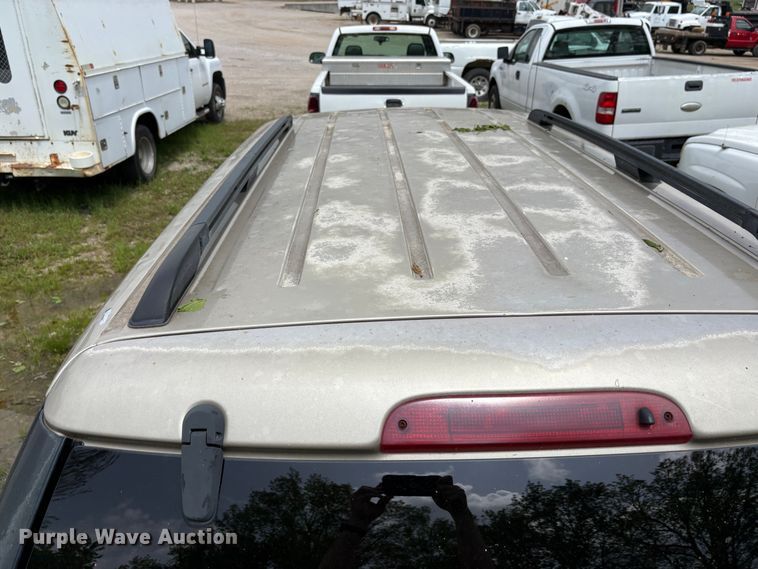 image for item FG0182 2004 Ford Explorer SUV