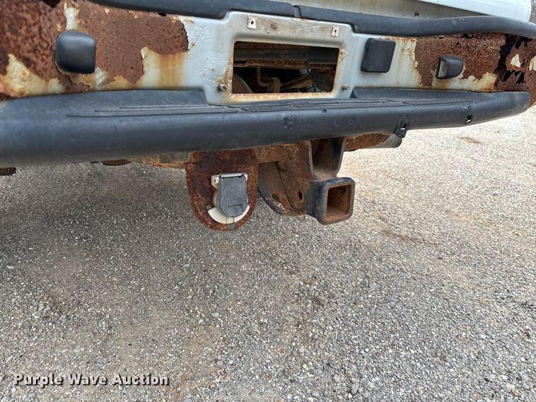 image for item FG0183 2006 Chevrolet Silverado 1500 pickup truck