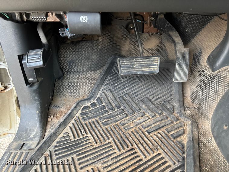 image for item FG0183 2006 Chevrolet Silverado 1500 pickup truck