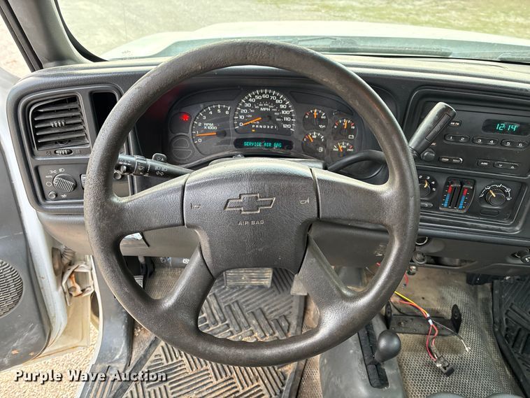 image for item FG0183 2006 Chevrolet Silverado 1500 pickup truck