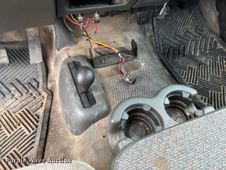 image for item FG0183 2006 Chevrolet Silverado 1500 pickup truck