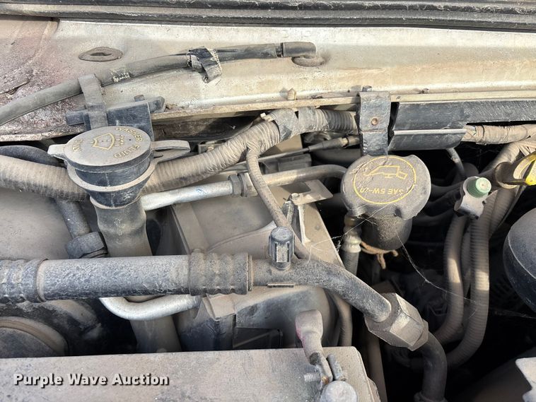 image for item FG0184 2001 Ford E350 utility van
