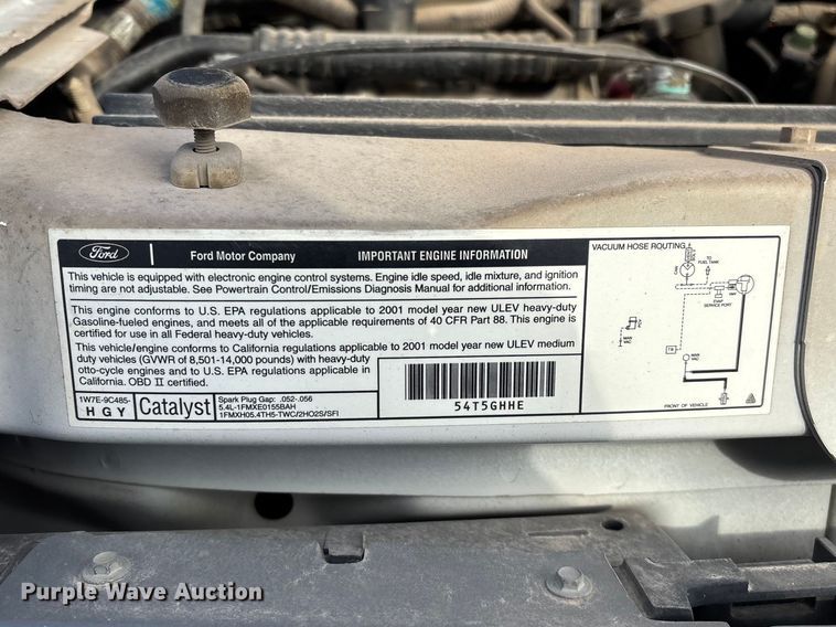 image for item FG0184 2001 Ford E350 utility van
