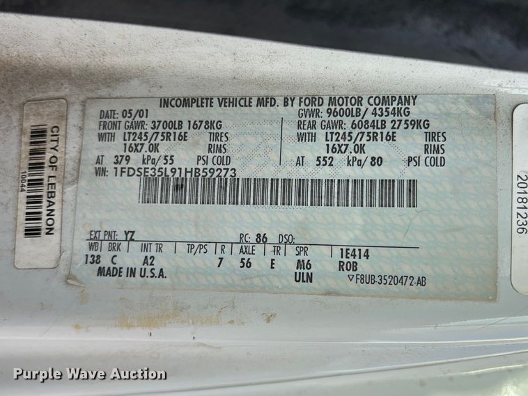 image for item FG0184 2001 Ford E350 utility van