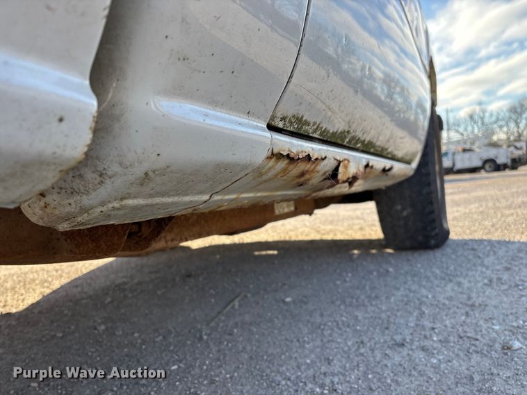 image for item FG0185 2005 Chevrolet Silverado 1500 pickup truck