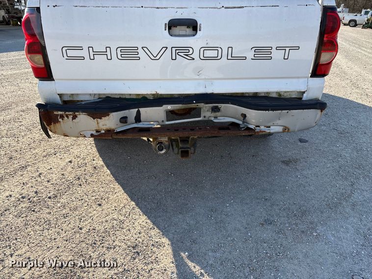 image for item FG0185 2005 Chevrolet Silverado 1500 pickup truck