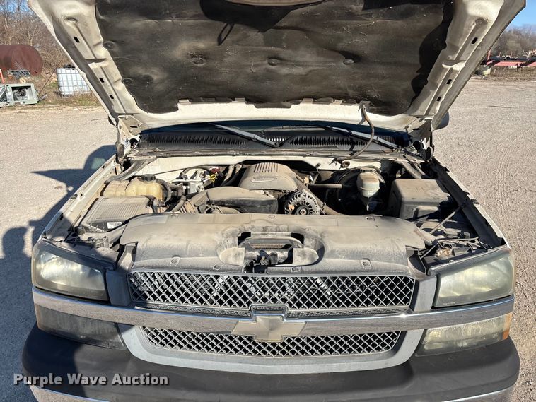 image for item FG0185 2005 Chevrolet Silverado 1500 pickup truck