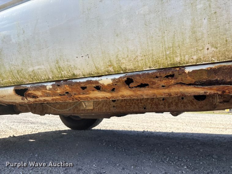 image for item FG0186 2005 Chevrolet Silverado 1500 pickup truck