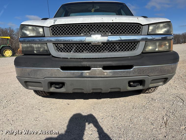 image for item FG0186 2005 Chevrolet Silverado 1500 pickup truck