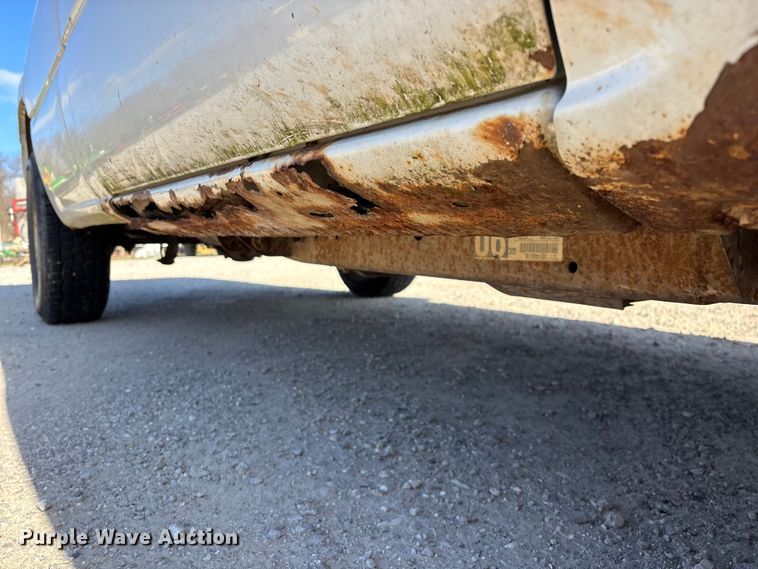 image for item FG0186 2005 Chevrolet Silverado 1500 pickup truck