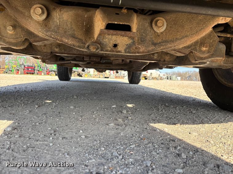 image for item FG0186 2005 Chevrolet Silverado 1500 pickup truck