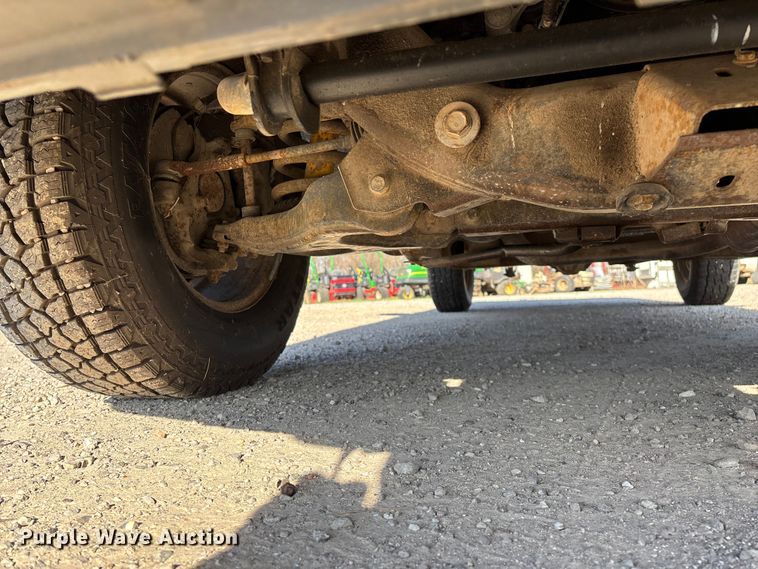 image for item FG0186 2005 Chevrolet Silverado 1500 pickup truck