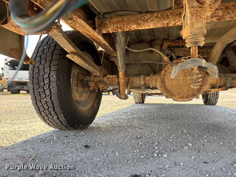 image for item FG0186 2005 Chevrolet Silverado 1500 pickup truck