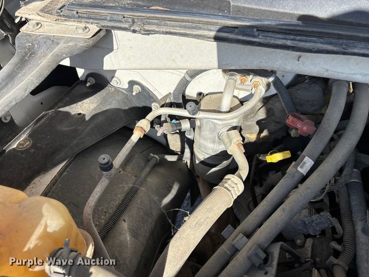 image for item FG0186 2005 Chevrolet Silverado 1500 pickup truck